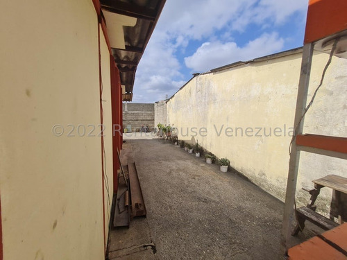 Imagen 26 de 30 de !! Selena Pacheco # 04245197639 !! * Casa En Venta Zona Norte Barquisimeto Lara, Cód. 23-7671 $ 7200 75 M²