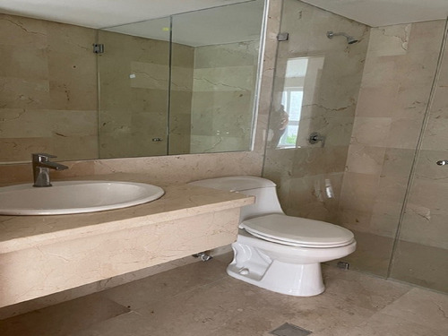 Lomas De Las Mercedes Vendo Apartamento Pent House Zona Tranquila