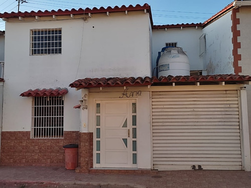 Imagen 2 de 25 de Townhouse En Venta En Llano Alto Mv
