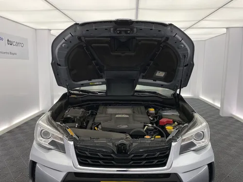 Subaru Forester 2.0 Xt