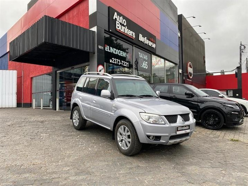 Mitsubishi Pajero Tr4