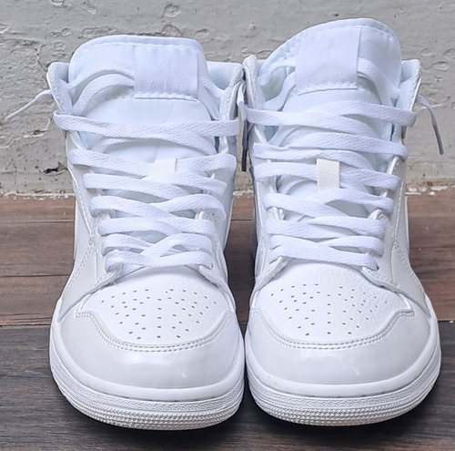 Jordan Retro 1 Triple White Talla 6 Mx (Usado)