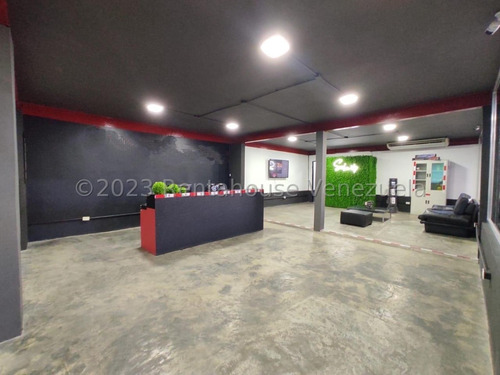 Galpón En Alquiler Comercial Industrial Almacén Bodega Excelente Zona Fácil Acceso Cuenta Con Amplias Bodegas Para Almacenamiento Nela 23-32296
