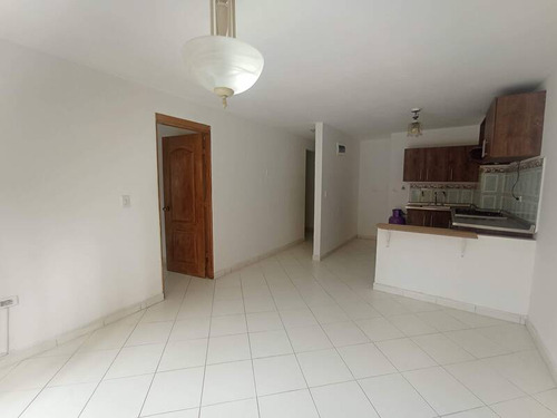 Apartamento En Arriendo Ubicado En Medellin Sector La Floresta (23212).