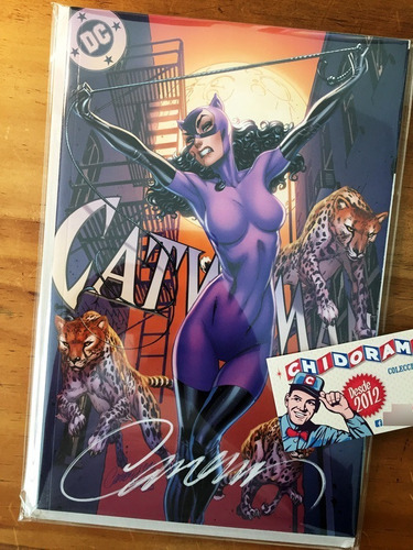 Comic - Catwoman 80th Anniversary Batman Campbell D Firmada