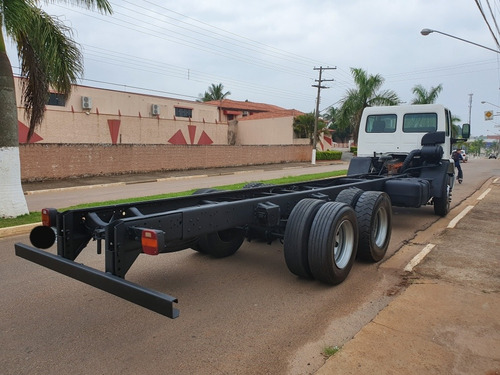 Ford Cargo 2422