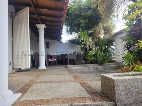 Imagen 14 de 17 de Macaracuay, Casa Ben Construida, Acabados De Primera
