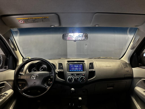 Toyota Hilux 3.0 TDI Dies.