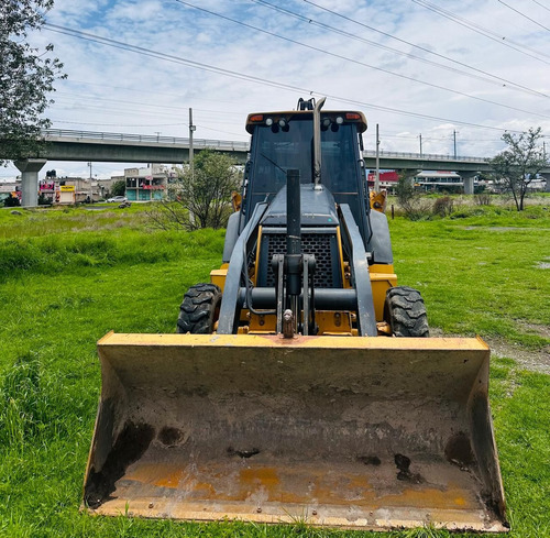 Retroexcavadora Jhon Deere 4x4 2011 Turbo, Americana