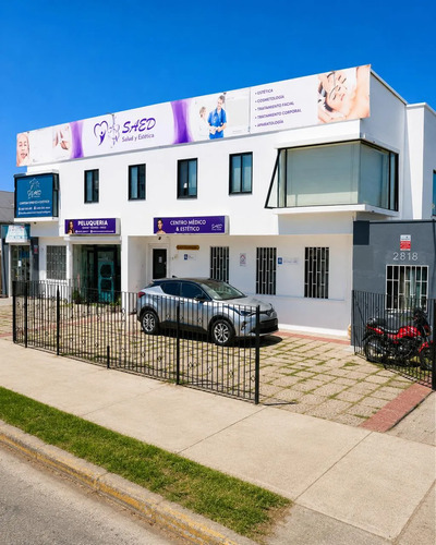 Venta De Casa Comercial Ideal Para Negocio De Salud