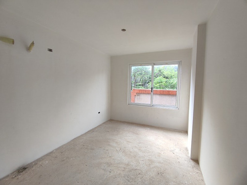 Imagen 9 de 24 de Sky Group Vende Townhouse En Terrazas De Camoruco, Valencia Atth-jc