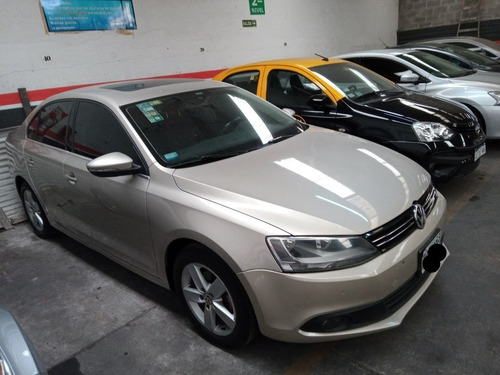 Volkswagen Vento 2.5 Luxury 170cv 2014