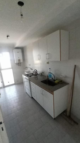 Imagen 7 de 12 de Departamento Monoambiente - 1 Baño 1 Cochera - 39mts2 - Floresta