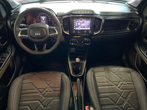 Fiat Strada Volcano 1.3 Flex 8V CD