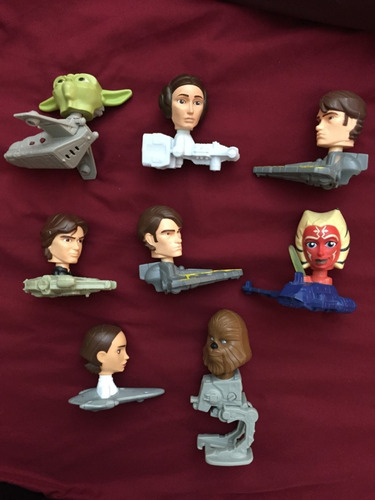 Star Wars 8 Naves Con Figuras En 400.00 (Usado)