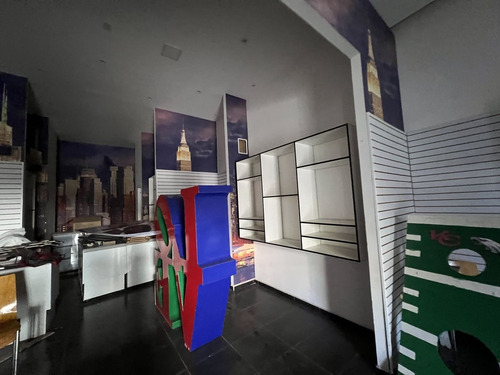 Local Comercial De 114 M2 En Lomas Verdes