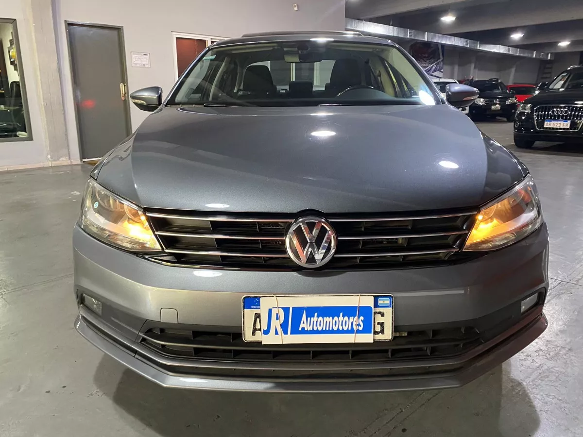 Volkswagen Vento 1.4 Comfortline 150cv At