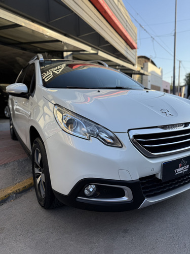 Peugeot 2008 1.6 Feline