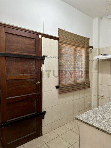 Casa En Venta En Villa Elisa