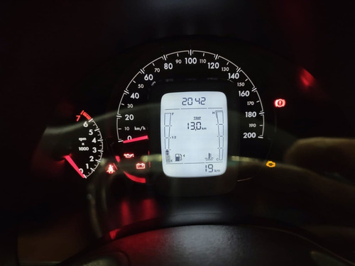 Imagen 11 de 16 de Fiat Strada Endurence 1.4 Cd