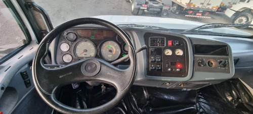 Imagem 11 de 15 de M.benz Ls 1634 4x2 2002/2002 1310577km (0660)