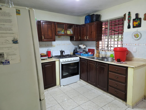 Imagen 8 de 30 de Vendo Casa Tipo Mejora En Villa Faro Con Solar De Casi 500 M2