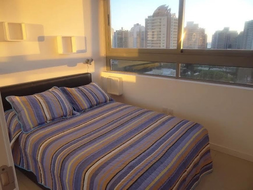 Alquilo Anual Bonito Depto De 2 Dorm. Y 2 B. En Playa Brava!