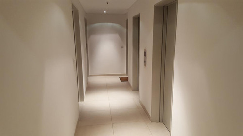 Imagen 12 de 27 de Departamento En Venta De 2 Ambientes Con Vista Al Rio - Vicente Lopez