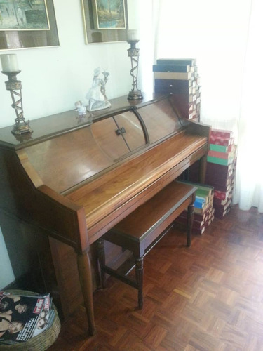 Pianola Antigua Con Mas De 50 Cartuchos De Tonalidades 