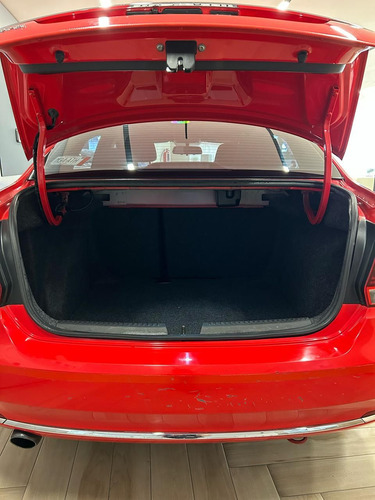 Volkswagen Vento 1.6 Sound At