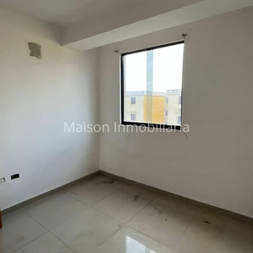 Imagen 4 de 10 de Se Vende Apartamento En Urbanización Las Carolinas Turmero Edo Aragua