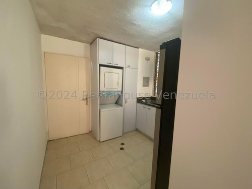 Apartamento Amoblado En Venta En El Encantado / Hairol Gutierrez