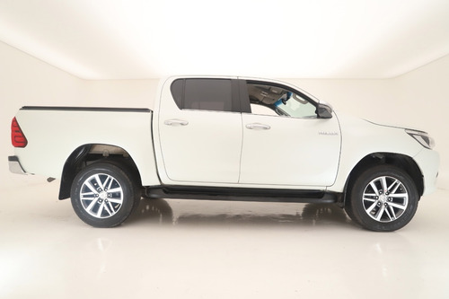 Imagen 5 de 25 de Toyota Hilux 2.8 Tdi 4x2 Srx At 2018