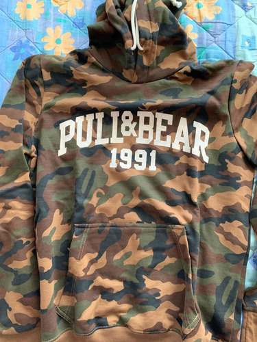 sudadera camuflaje pull and bear