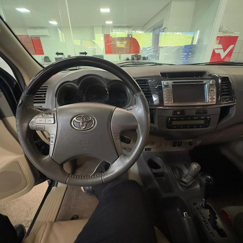 Toyota Hilux SW4 SRV 3.0 TDI 4X4 (5 Lugares)