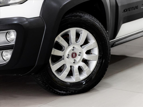 Fiat Idea 1.8 MPI ADVENTURE 8V FLEX 4P MANUAL