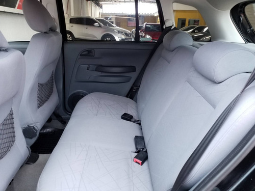Volkswagen Spacefox 1.6 Mi Plus 8v Flex 4p Manual