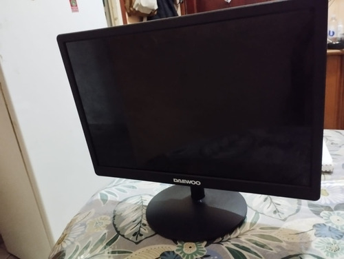 Monitor Daewoo De 19 ' Para Repuestos Se Puso En Corto Prend