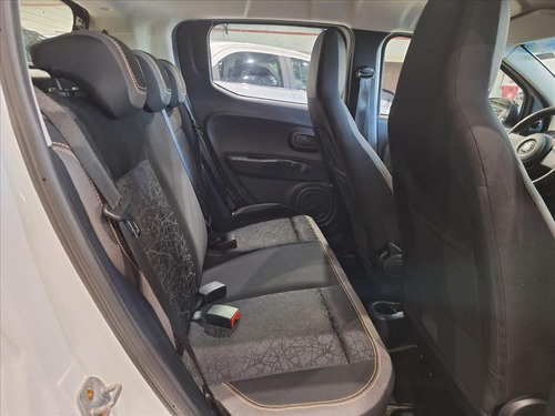 Fiat Mobi 1.0 EVO FLEX TREKKING MANUAL