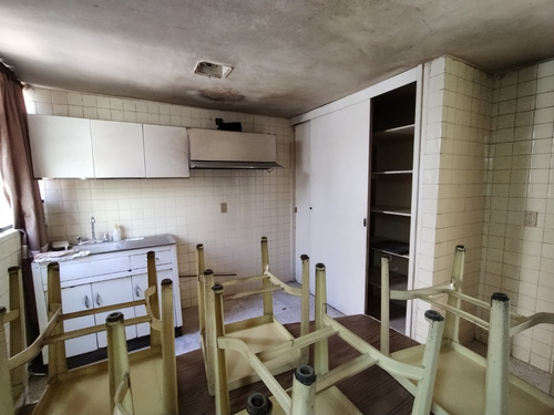 Casa Amplia Y Terreno Adicional Con Gran Ubicación En Puebla