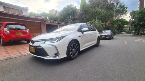 Toyota Corolla Seg Hv 2020 Solo 38 Mil Km Financio Venpermut