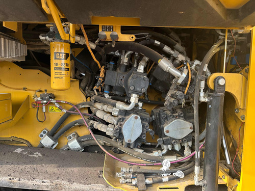Pavimentadora Caterpillar Ap655f