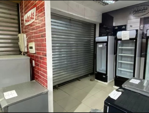Amplio Y Central Local Comercial Sector Patronato 2 Baños