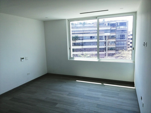 Imagen 6 de 10 de Apartamento En Alquiler Urb. Los Chorros C-19542