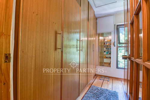 Casa 7 Dormitorios En 1300 M2 De Terreno, Gran Qui...