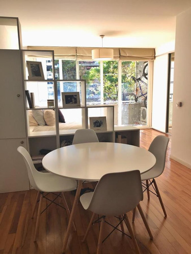 Imagen 7 de 17 de Hermoso Monoambiente De 60 M2 Con Balcón Y Vista A Pulmón De Manzana