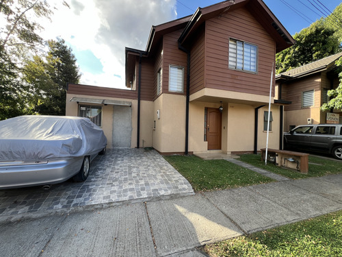 Vendo Casa , 3 Dormitorios, 3 Baños, 2 Estacionamientos, Ba