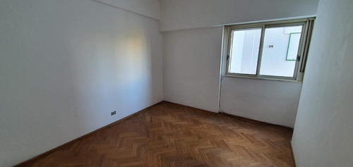 Departamento 3 Amb Frente Balcon