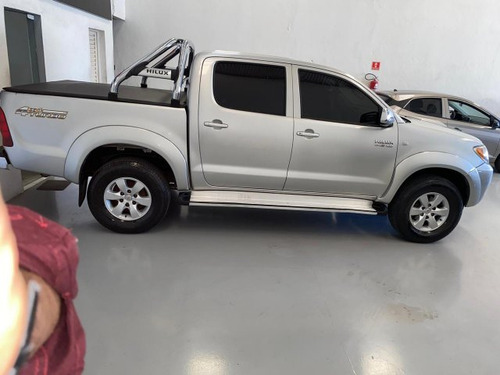Toyota Hilux Hilux 3.0 SRV 4X4 CD 16V TURBO INTERCOOLER DIESEL 4P MANUAL