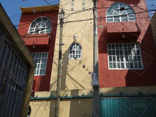 Casa En Renta Muy Amplia En Iztapalapa